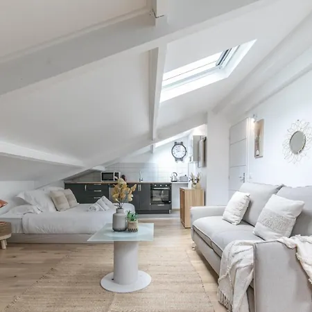 Mba Splendide Appart-montreuil 3-proche Vincennes *